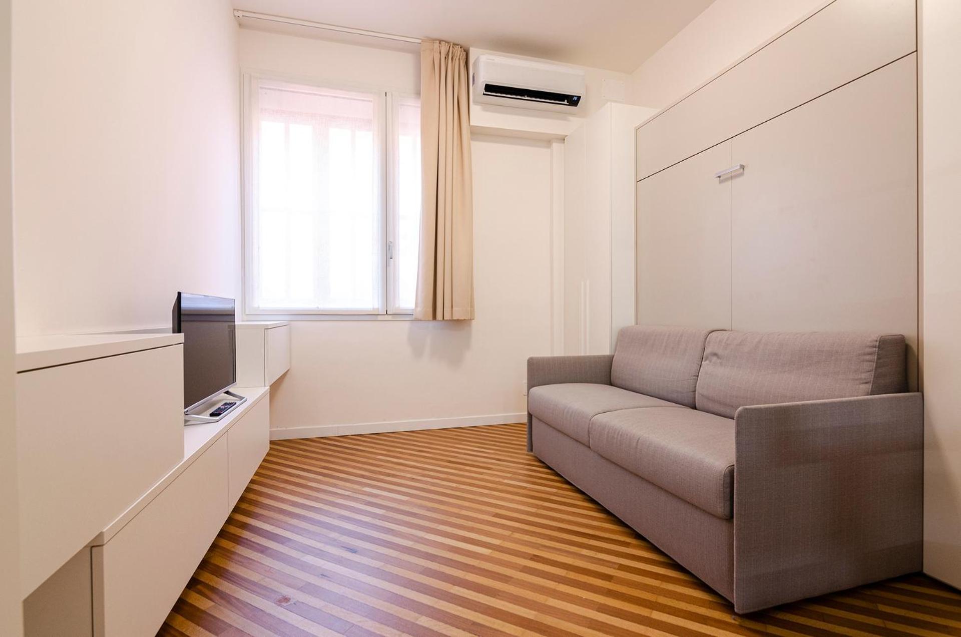 Ugo Bassi Lux Apartment Bologna Exterior photo
